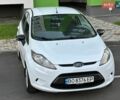 Білий Форд Фієста, об'ємом двигуна 1.39 л та пробігом 125 тис. км за 8350 $, фото 6 на Automoto.ua