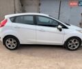 Белый Форд Фиеста, объемом двигателя 1.6 л и пробегом 135 тыс. км за 7000 $, фото 2 на Automoto.ua
