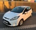 Белый Форд Фиеста, объемом двигателя 1.24 л и пробегом 94 тыс. км за 5500 $, фото 1 на Automoto.ua