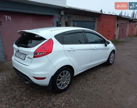 Белый Форд Фиеста, объемом двигателя 1.39 л и пробегом 66 тыс. км за 8200 $, фото 3 на Automoto.ua