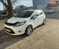 Білий Форд Фієста, об'ємом двигуна 1.39 л та пробігом 140 тис. км за 8200 $, фото 2 на Automoto.ua