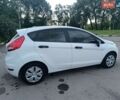 Белый Форд Фиеста, объемом двигателя 1.24 л и пробегом 212 тыс. км за 5400 $, фото 2 на Automoto.ua