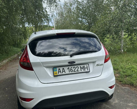 Білий Форд Фієста, об'ємом двигуна 1.24 л та пробігом 181 тис. км за 5800 $, фото 20 на Automoto.ua