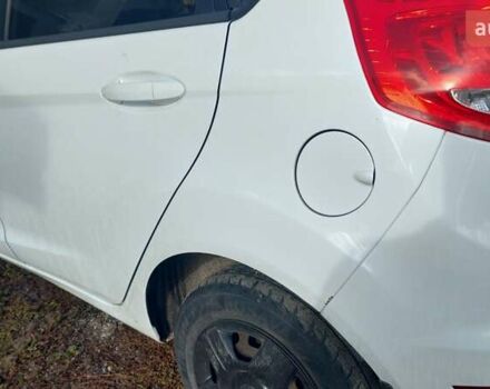 Форд Фієста 2012 у Хмельницькому на Automoto.ua Білий Форд Фієста, об'ємом двигуна 1.25 л та пробігом 123 тис. км за 5700 $, фото 3 на Automoto.ua