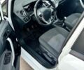 Білий Форд Фієста, об'ємом двигуна 1.4 л та пробігом 260 тис. км за 4900 $, фото 5 на Automoto.ua