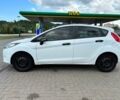 Белый Форд Фиеста, объемом двигателя 1.2 л и пробегом 182 тыс. км за 3705 $, фото 2 на Automoto.ua