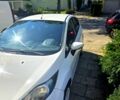 Білий Форд Фієста, об'ємом двигуна 1.3 л та пробігом 164 тис. км за 6500 $, фото 1 на Automoto.ua