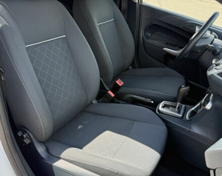 Белый Форд Фиеста, объемом двигателя 1.4 л и пробегом 84 тыс. км за 7100 $, фото 14 на Automoto.ua