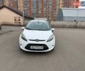 Білий Форд Фієста, об'ємом двигуна 1.4 л та пробігом 38 тис. км за 7600 $, фото 3 на Automoto.ua