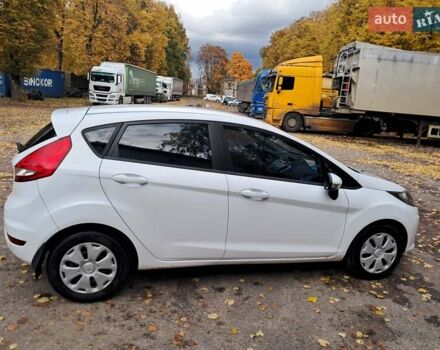 Белый Форд Фиеста, объемом двигателя 1.24 л и пробегом 190 тыс. км за 6400 $, фото 9 на Automoto.ua