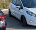 Белый Форд Фиеста, объемом двигателя 1.4 л и пробегом 197 тыс. км за 6000 $, фото 6 на Automoto.ua