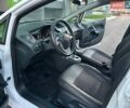 Білий Форд Фієста, об'ємом двигуна 1.39 л та пробігом 125 тис. км за 8350 $, фото 47 на Automoto.ua