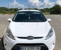 Білий Форд Фієста, об'ємом двигуна 1.24 л та пробігом 200 тис. км за 4500 $, фото 5 на Automoto.ua