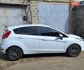 Білий Форд Фієста, об'ємом двигуна 1.25 л та пробігом 83 тис. км за 5800 $, фото 3 на Automoto.ua