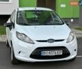 Білий Форд Фієста, об'ємом двигуна 1.39 л та пробігом 125 тис. км за 8350 $, фото 5 на Automoto.ua