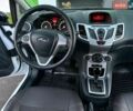 Білий Форд Фієста, об'ємом двигуна 1.39 л та пробігом 125 тис. км за 8350 $, фото 89 на Automoto.ua
