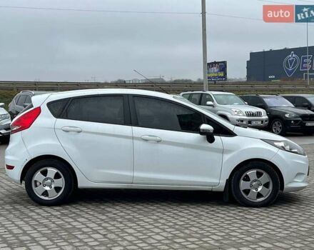 Білий Форд Фієста, об'ємом двигуна 1.2 л та пробігом 140 тис. км за 6990 $, фото 9 на Automoto.ua