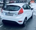 Білий Форд Фієста, об'ємом двигуна 1.39 л та пробігом 148 тис. км за 6950 $, фото 4 на Automoto.ua