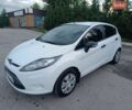 Белый Форд Фиеста, объемом двигателя 1.24 л и пробегом 212 тыс. км за 5400 $, фото 9 на Automoto.ua