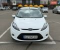 Белый Форд Фиеста, объемом двигателя 1.39 л и пробегом 180 тыс. км за 7400 $, фото 1 на Automoto.ua