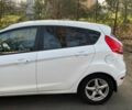 Білий Форд Фієста, об'ємом двигуна 1.2 л та пробігом 170 тис. км за 6290 $, фото 6 на Automoto.ua
