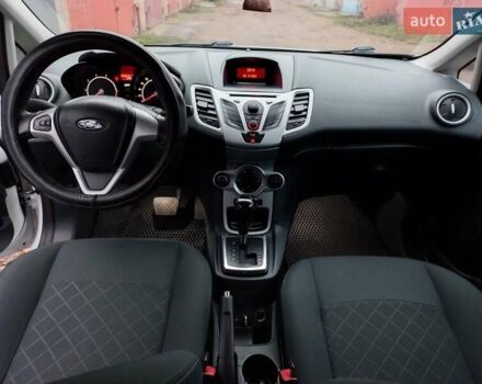 Белый Форд Фиеста, объемом двигателя 1.39 л и пробегом 66 тыс. км за 8200 $, фото 12 на Automoto.ua