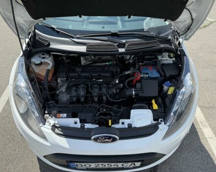 Белый Форд Фиеста, объемом двигателя 1.4 л и пробегом 84 тыс. км за 7100 $, фото 19 на Automoto.ua