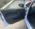 Форд Фиеста 2012 в Полтаве на Automoto.ua Белый Форд Фиеста, объемом двигателя 1.25 л и пробегом 51 тыс. км за 7199 $, фото 10 на Automoto.ua
