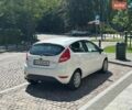 Белый Форд Фиеста, объемом двигателя 1.25 л и пробегом 170 тыс. км за 5850 $, фото 8 на Automoto.ua