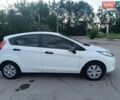Белый Форд Фиеста, объемом двигателя 1.24 л и пробегом 212 тыс. км за 5400 $, фото 1 на Automoto.ua