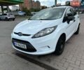 Белый Форд Фиеста, объемом двигателя 1.24 л и пробегом 182 тыс. км за 3700 $, фото 1 на Automoto.ua