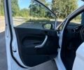 Білий Форд Фієста, об'ємом двигуна 1.24 л та пробігом 94 тис. км за 6100 $, фото 21 на Automoto.ua