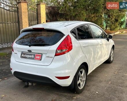 Білий Форд Фієста, об'ємом двигуна 1.2 л та пробігом 170 тис. км за 6290 $, фото 9 на Automoto.ua