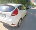 Белый Форд Фиеста, объемом двигателя 1.39 л и пробегом 160 тыс. км за 6500 $, фото 4 на Automoto.ua