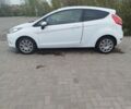 Білий Форд Фієста, об'ємом двигуна 1.24 л та пробігом 175 тис. км за 6200 $, фото 2 на Automoto.ua