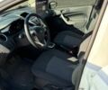 Білий Форд Фієста, об'ємом двигуна 1.39 л та пробігом 82 тис. км за 7500 $, фото 8 на Automoto.ua