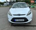 Білий Форд Фієста, об'ємом двигуна 1.24 л та пробігом 182 тис. км за 3999 $, фото 16 на Automoto.ua