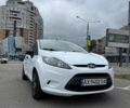 Білий Форд Фієста, об'ємом двигуна 1.2 л та пробігом 266 тис. км за 4800 $, фото 1 на Automoto.ua
