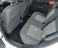 Білий Форд Фієста, об'ємом двигуна 1.25 л та пробігом 53 тис. км за 6400 $, фото 108 на Automoto.ua