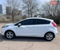 Білий Форд Фієста, об'ємом двигуна 1.39 л та пробігом 180 тис. км за 5500 $, фото 1 на Automoto.ua