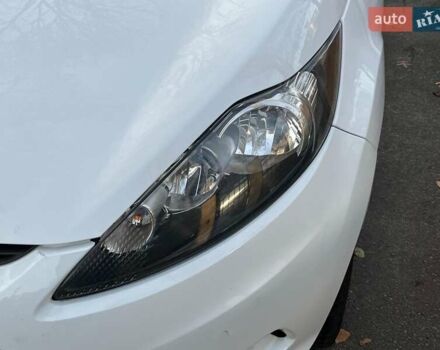 Білий Форд Фієста, об'ємом двигуна 1.2 л та пробігом 170 тис. км за 6290 $, фото 4 на Automoto.ua