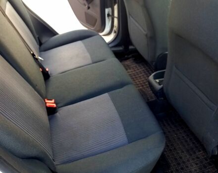 Белый Форд Фиеста, объемом двигателя 1.2 л и пробегом 147 тыс. км за 6200 $, фото 6 на Automoto.ua