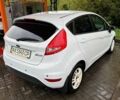 Белый Форд Фиеста, объемом двигателя 1.4 л и пробегом 198 тыс. км за 7200 $, фото 2 на Automoto.ua