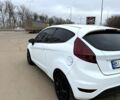 Белый Форд Фиеста, объемом двигателя 1.4 л и пробегом 250 тыс. км за 4700 $, фото 6 на Automoto.ua