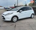 Белый Форд Фиеста, объемом двигателя 1.4 л и пробегом 138 тыс. км за 5490 $, фото 2 на Automoto.ua