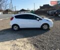 Білий Форд Фієста, об'ємом двигуна 1.39 л та пробігом 82 тис. км за 7500 $, фото 3 на Automoto.ua