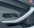 Білий Форд Фієста, об'ємом двигуна 1.39 л та пробігом 125 тис. км за 8350 $, фото 51 на Automoto.ua