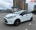 Білий Форд Фієста, об'ємом двигуна 1.2 л та пробігом 266 тис. км за 4800 $, фото 4 на Automoto.ua
