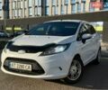 Белый Форд Фиеста, объемом двигателя 1.4 л и пробегом 250 тыс. км за 3800 $, фото 1 на Automoto.ua