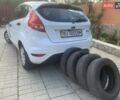 Форд Фиеста 2012 в Полтаве на Automoto.ua Белый Форд Фиеста, объемом двигателя 1.25 л и пробегом 51 тыс. км за 7199 $, фото 3 на Automoto.ua